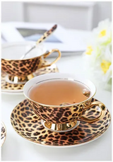 Retro-Leopardenmuster-Kaffeetasse mit Untertasse – Elegantes Espresso- & Teeservice