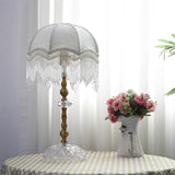 VelourÉclat Französische Retro-Tischlampe