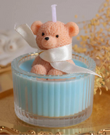 Luxuriöse duftende Sojawachskerze mit Teddybär-Akzent