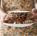Retro-Leopardenmuster-Kaffeetasse mit Untertasse – Elegantes Espresso- & Teeservice