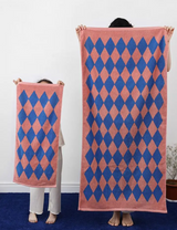 Luxuriöses Gewebtes Baumwollhandtuch – Gestreifte Geometrische Rauten, Absorbierendes Gesichts