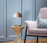 LumaBau Minimalistische Bauhaus LED Schreibtischlampe – Kreative Metall-Tischlampe