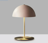 LumaBau Minimalistische Bauhaus LED Schreibtischlampe – Kreative Metall-Tischlampe