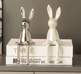 LuxeCeram Langohren-Kaninchen – Keramische Sitzfigur für Exklusive Wohnraumdekoration