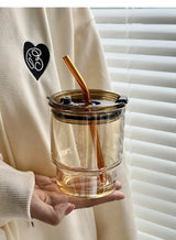 Bubblino Transparenter Glasbecher mit Strohhalm & Deckel