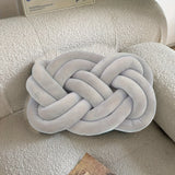 KnotEase Dekoratives Knotenkissen – Weich & Komfortabel