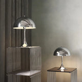 NordicGlow Chrom Pilz Tischlampe – Dänische Designlampe