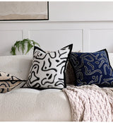 LuxeStripe Schwarz-Weiß Chenille Kissenbezug