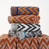 Premium Baumwoll-Badetuch mit Quasten – Weich gestreiftes Strand- & Badetuch