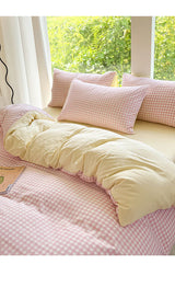 SoftLuxe Japanisches Bettwäsche-Set (3-teilig) – Extra weich & hautfreundlich mit gestreift-kariertem Design