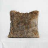 FluffyLux Luxuriöser Kunstfell-Kissenbezug – Edles Zierkissen für Zuhause und Sofa