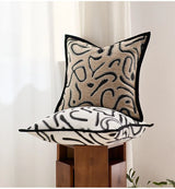 LuxeStripe Schwarz-Weiß Chenille Kissenbezug