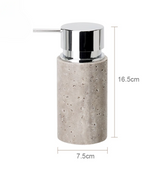 Natürliche Silbergraue Cave-Stone Luxus-Badaccessoires-Set – Seifenspender in Marmoroptik, Shampooflasche, Taschentuchbox & Ablage